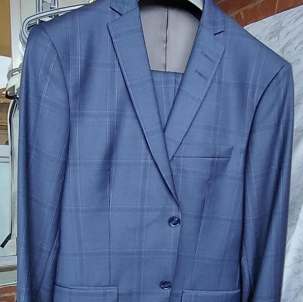 Suit